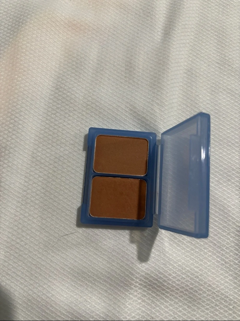 Clinique Sheer Powder Blusher Duo - Barely Nude and Cheeky Peach